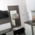 Lukrecia Апартаменты