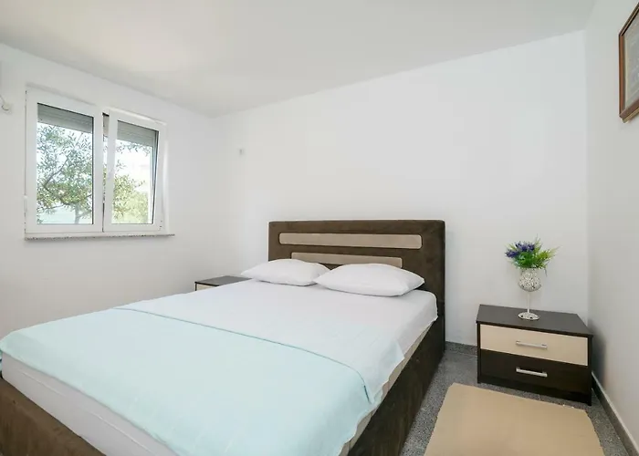 Lukrecia Appartement Neum