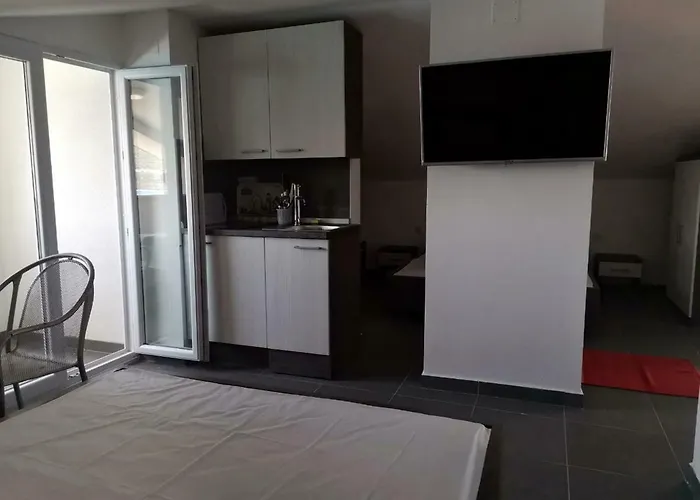 Lukrecia Appartement Neum